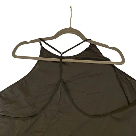 Nike - Picture 3 of 5